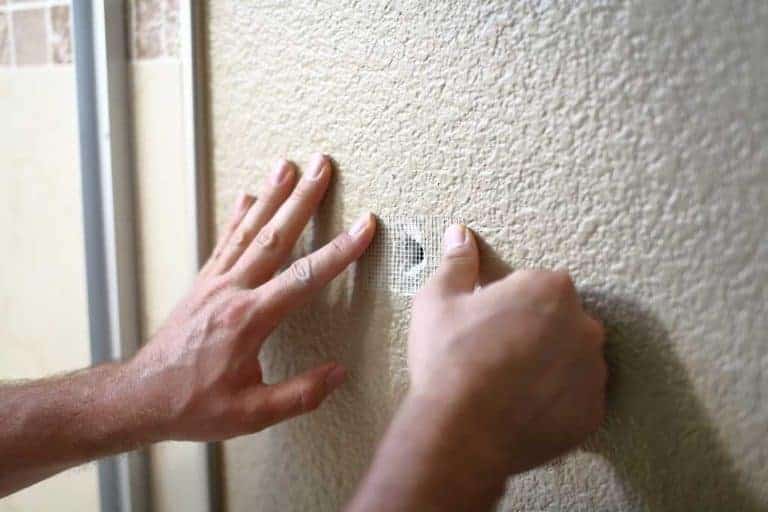 How to Make and Install a DIY Wooden Towel Bar TheDIYPlan