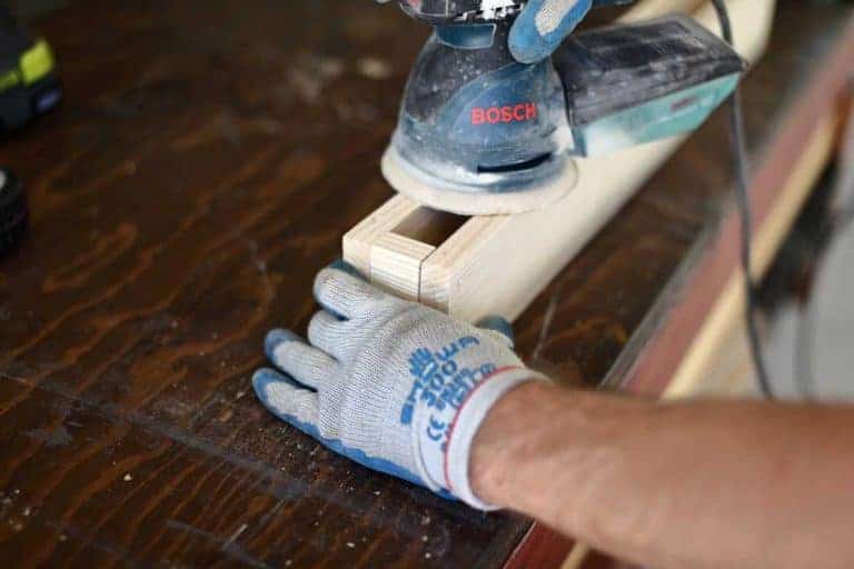 How to Make and Install a DIY Wooden Towel Bar TheDIYPlan