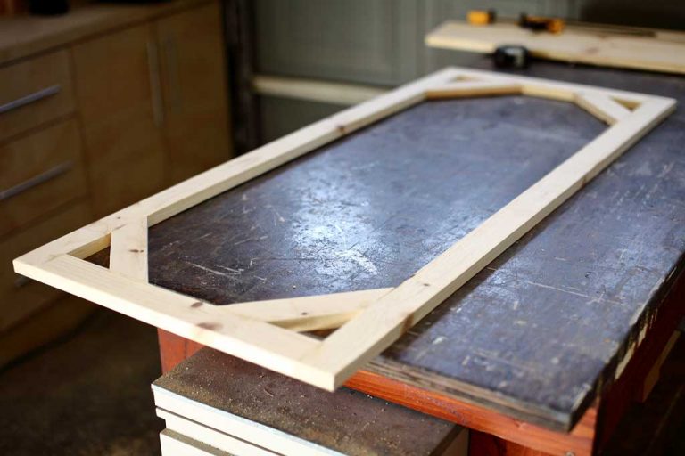 How to Build a DIY Mobile TriangleShaped Chicken Coop TheDIYPlan